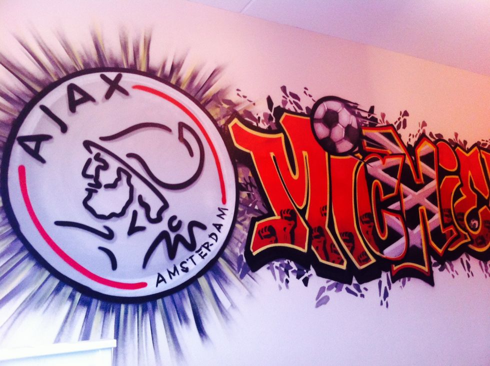 graffiti slaapkamer michiel graffiti kinderkamer ajax